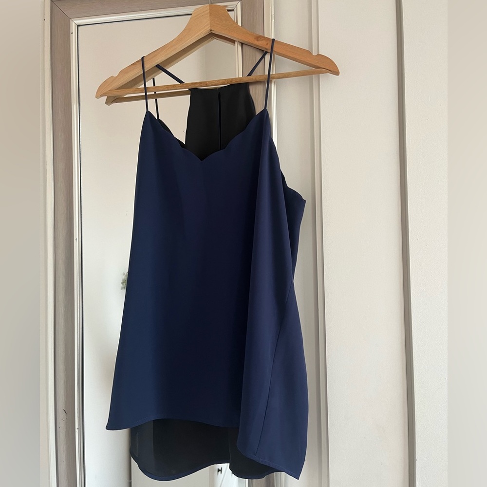 Reversible blue or black tank